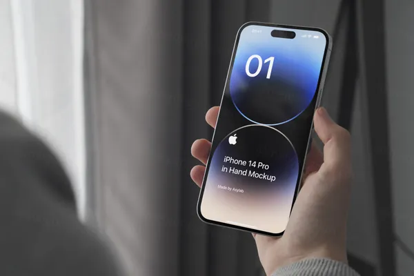 极简主义手持苹果手机APP设计提案UI贴图展示样机模板 iPhone 14 Pro In Hand Mockup-9