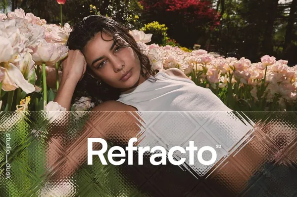 潮流长虹毛玻璃抽象几何图案模糊效果模板素材合集 Refracto Patterned Glass Effects