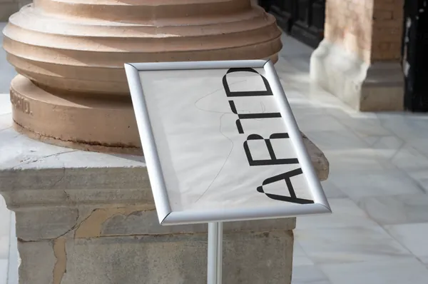 高端路牌指示牌品牌导视系统设计贴图展示样机模板 ARTD C03 SIGN 015