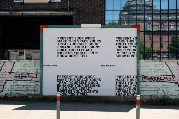 高质量城市摄影都市街道路边广告牌海报设计贴图展示样机模板 TM-BILLBOARD-030