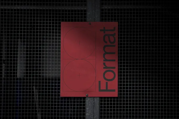 高端户外街头宣传单广告海报设计提案贴图展示样机模板素材 Urban Advert Mockup