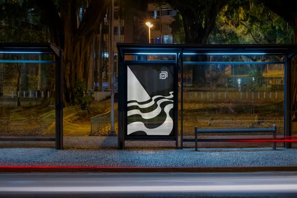 高质量城市街道夜晚摄影公交站台灯箱广告牌海报设计提案展示样机模板 BRA-RJ008