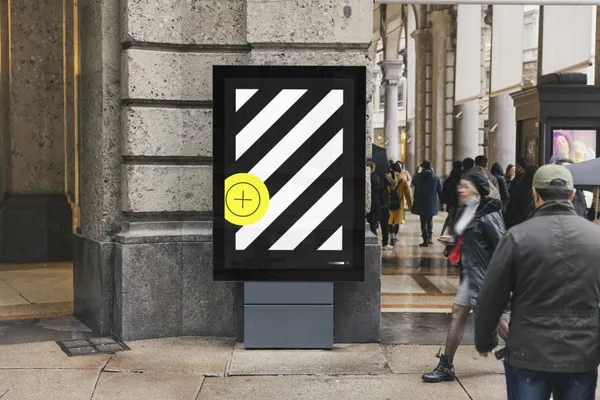 潮流户外都市灯箱广告牌海报设计提案贴图展示样机模板 Urban Poster Mockup-1