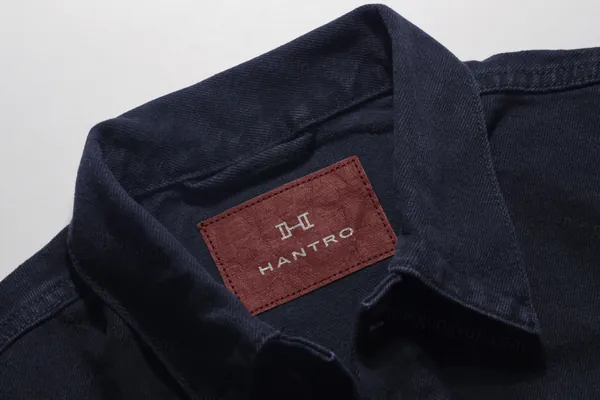 高质量领标标签服装品牌设计贴图样机模板 Apparel Tag  Labels Logo Mockups