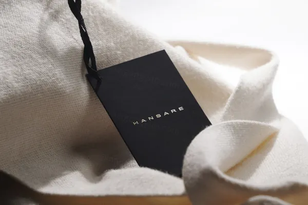 高质量服装吊牌品牌设计贴图样机模板 Apparel Tag  Labels Logo Mockups-9