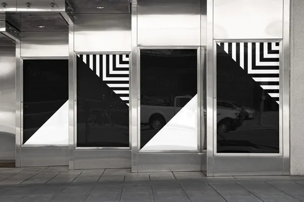 高质量都市街头商店橱窗广告牌海报设计贴图展示样机PSD模板素材 NO.141