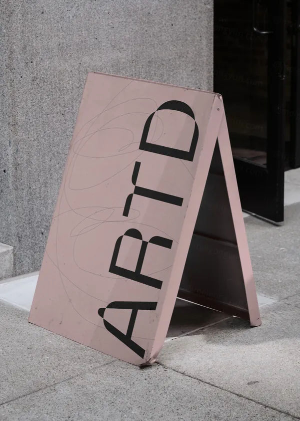 高端A字支架路牌指示牌广告海报设计贴图展示样机模板素材 ARTD C03 POSTER 019