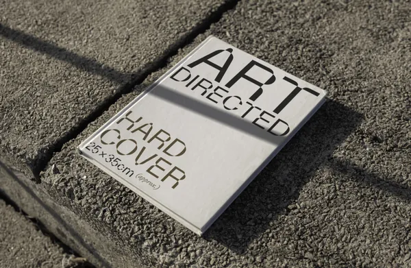 高清摄影实拍无CG书籍封面设计贴图展示样机模板素材 ARTD C01 BOOK 005
