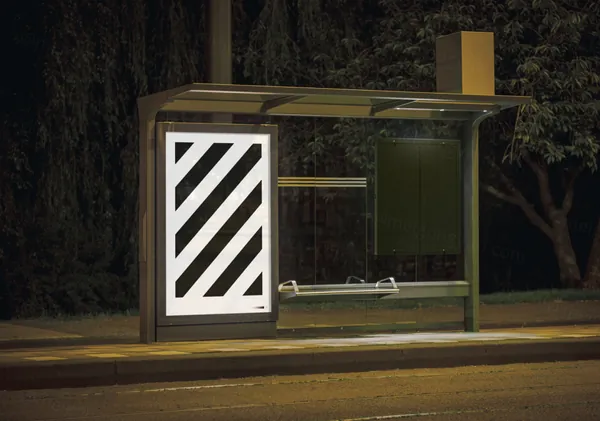 潮流户外都市公交站台广告牌海报设计提案贴图展示样机模板 Urban Poster Mockup-3