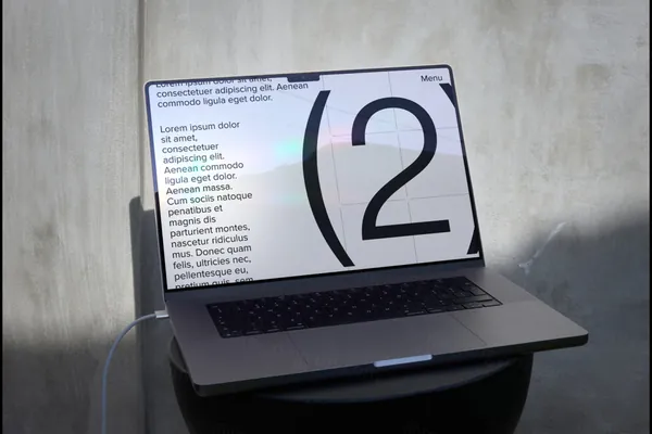 高质量苹果笔记本实拍无CG场景Web设计提案贴图展示样机模板 DEVICE MOCKUP-1