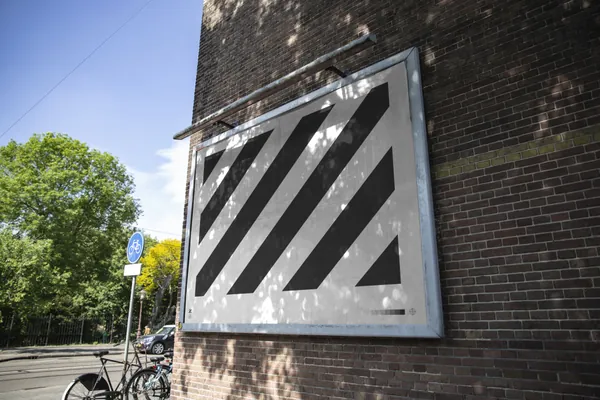 潮流户外都市街头广告牌海报设计提案贴图展示样机模板 Urban Poster Mockup-13