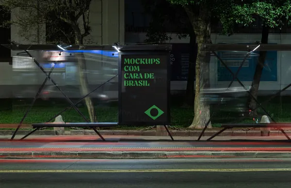 高质量户外夜晚摄影都市路边公交站台广告牌海报设计贴图展示样机模板 Poster Mockup