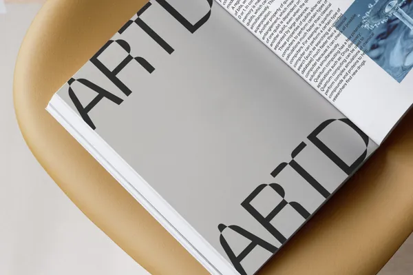 高质量实拍无CG杂志画册设计贴图展示样机模板素材 ARTD C04 Magazine 004