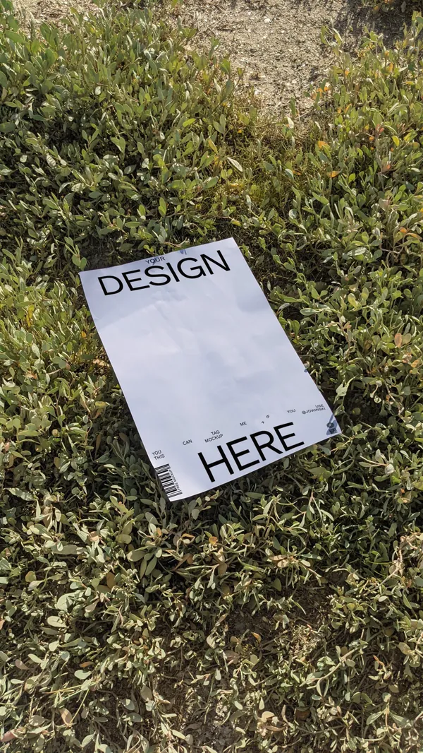 潮流小清新风高清实拍户外宣传单海报设计贴图展示样机模板-9