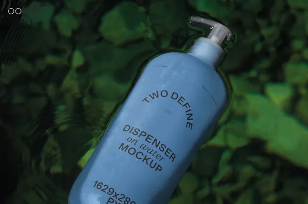 大自然户外水下实拍乳霜防晒化妆品包装设计贴图展示样机模板素材 Beauty in Nature-2