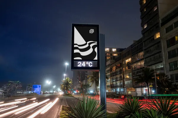 高质量城市街道延时摄影路边指示牌灯箱广告牌海报设计提案展示样机模板 BRA-RJ006