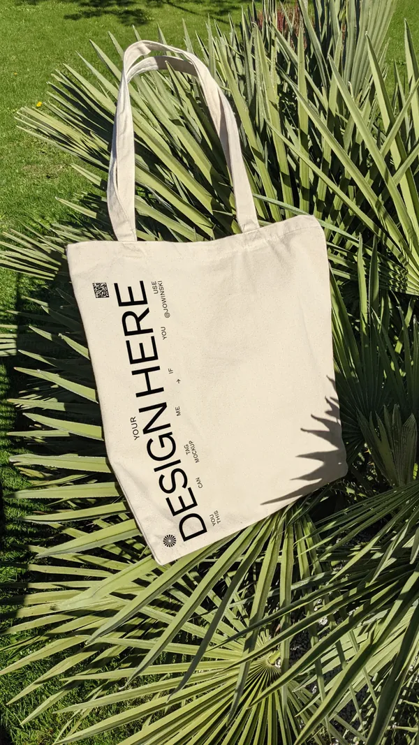 潮流小清新风高清实拍户外环保袋手提袋品牌包装设计贴图展示样机模板-1