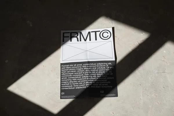 高端摄影实拍宣传单广告海报设计提案贴图展示样机模板素材 Poster Mockup-1