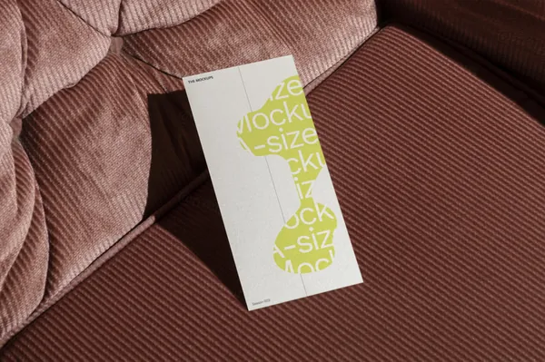 高质量实拍无CG宣传单海报广告设计贴图展示样机模板 TM ES 028