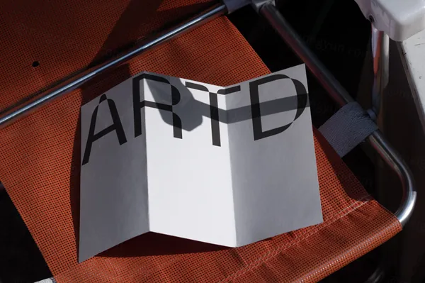 高质量实拍无CG 宣传单折页 海报广告设计贴图展示样机模板素材 ARTD C02 PRINT 022