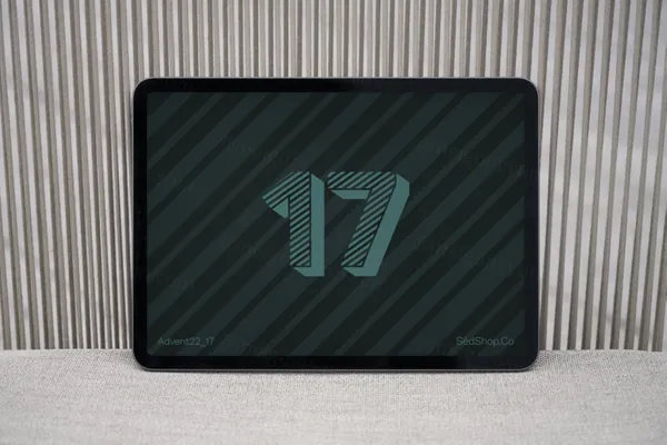 高级阴影苹果iPad平板网页APP设计贴图UI提案展示样机模板 A22-17