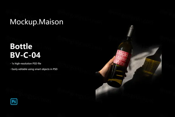 高质量手持啤酒瓶包装设计贴图展示样机模板 Bottle BV-C-04