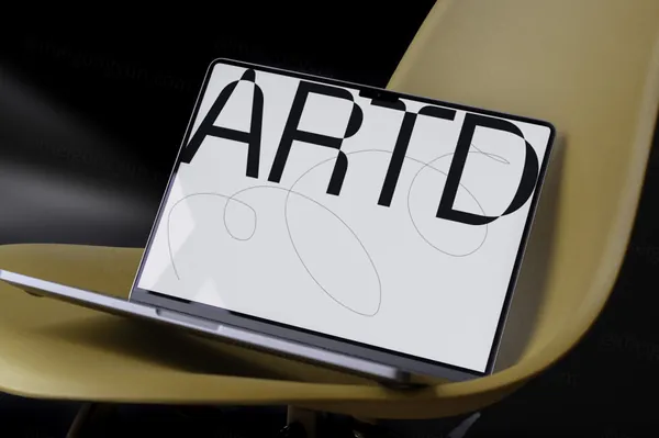 高端定制级实拍无CG苹果笔记本网页设计贴图展示样机模板素材 ARTD C04 DEVICE 035