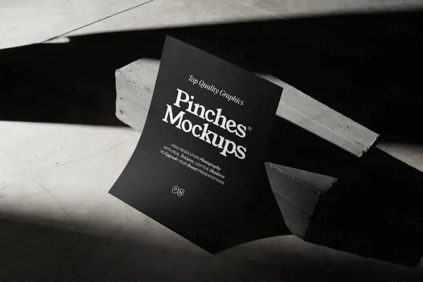 高质量实拍宣传单海报广告设计提案贴图展示样机模板素材 Poster Mockup