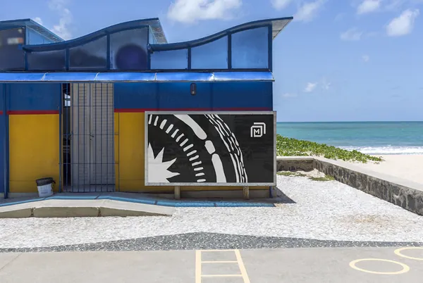 高质量海滨城市街道实拍路边站台灯箱广告牌海报设计提案展示样机模板 BRA-PE003