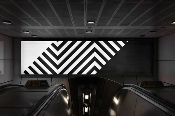 高质量都市地下商场地铁站头顶广告牌显示牌海报设计贴图展示样机PSD模板素材 NO.071