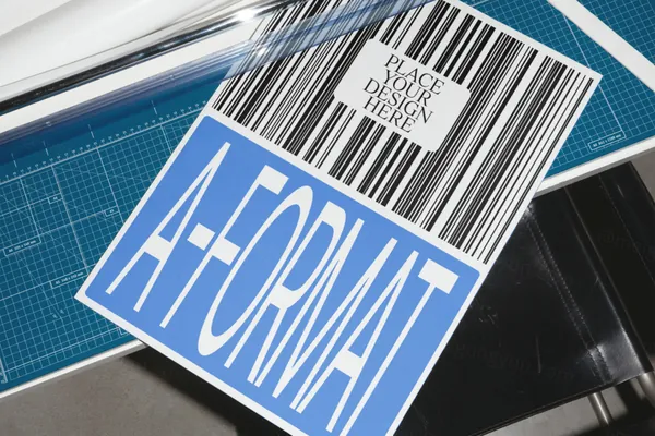 高质量户外宣传单广告海报设计提案贴图展示样机模板素材 Poster Mockup 01