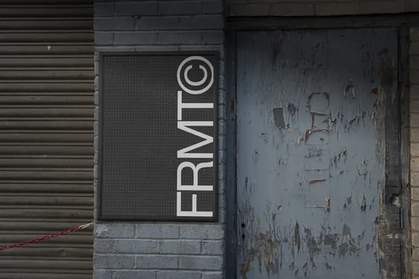 高端户外街头宣传单广告海报设计提案贴图展示样机模板素材 Urban Poster Mockup-17